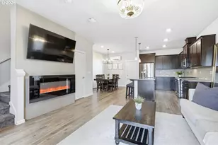 7950 SE Butternut Creek Pkwy, Hillsboro, OR 97123 - Photo 3