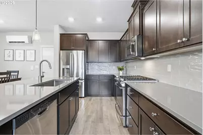 7950 SE Butternut Creek Pkwy, Hillsboro, OR 97123 - Photo 9