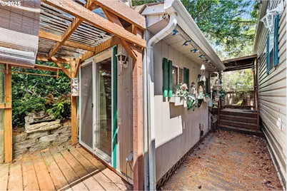 28 Easy St, Florence, OR 97439 - Photo 25