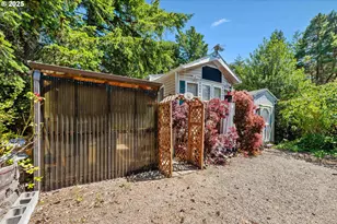 28 Easy St, Florence, OR 97439 - Photo 29