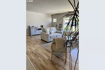 4189 SW Perkins Ave, Pendleton, OR 97801 - Photo 3