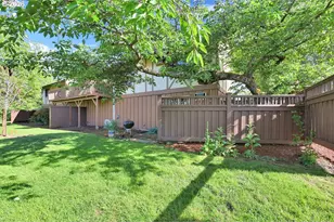 1253 City View St, Eugene, OR 97402 - Photo 15