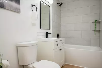 12530 SE Market St, Portland, OR 97233 - Photo 23