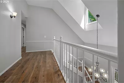 5575 Suncreek Dr, Lake Oswego, OR 97035 - Photo 17