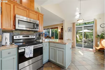 108 S 5th St, Carlton, OR 97111 - Photo 13