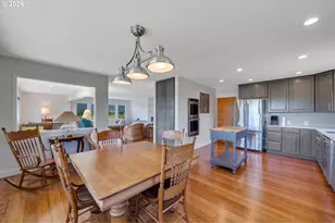 6145 Grandview Heights, Tillamook, OR 97141 - Photo 13
