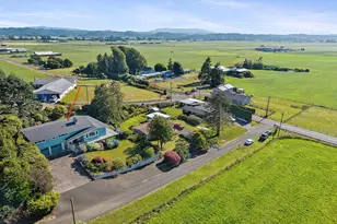 6145 Grandview Heights, Tillamook, OR 97141 - Photo 3