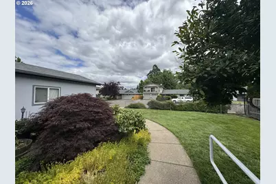 962 Rainbow Dr, Springfield, OR 97477 - Photo 43