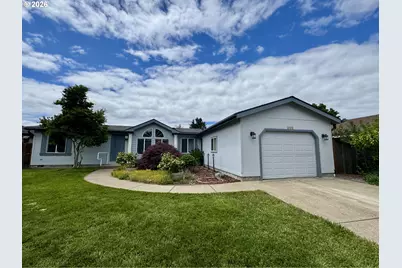 962 Rainbow Dr, Springfield, OR 97477 - Photo 3
