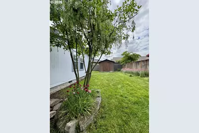 962 Rainbow Dr, Springfield, OR 97477 - Photo 37