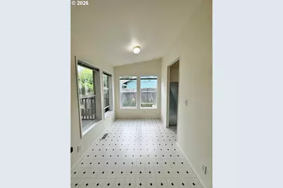 962 Rainbow Dr, Springfield, OR 97477 - Photo 17