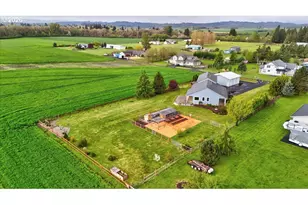 9864 Hoffman Rd, Monmouth, OR 97361 - Photo 5