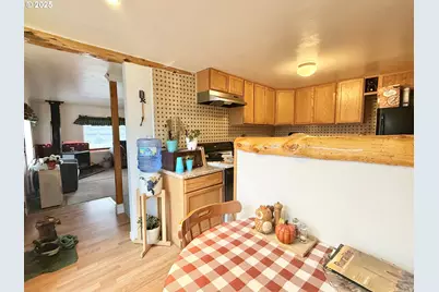 138 W 12th St, Prairie City, OR 97869 - Photo 11