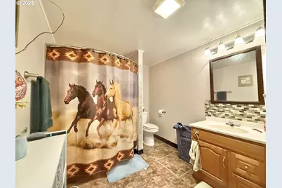 138 W 12th St, Prairie City, OR 97869 - Photo 13