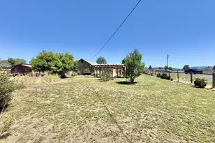 138 W 12th St, Prairie City, OR 97869 - Photo 3