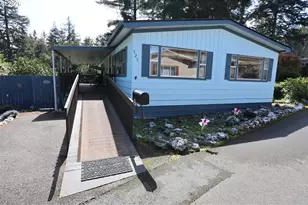 525 Village Pines Way, Coos Bay, OR 97420 - Photo 3