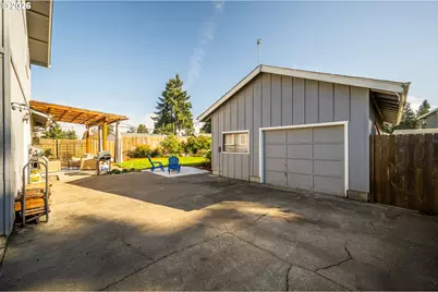 545 65th St, Springfield, OR 97478 - Photo 33