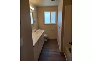 778 V St, Springfield, OR 97477 - Photo 9