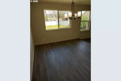 778 V St, Springfield, OR 97477 - Photo 3