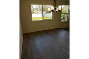 778 V St, Springfield, OR 97477 - Photo 3