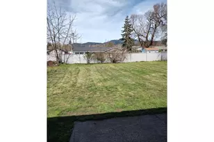 778 V St, Springfield, OR 97477 - Photo 15