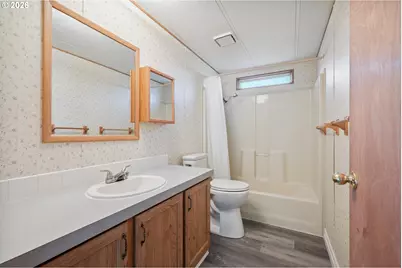 2355 Sparrow Loop #169, Kelso, WA 98626 - Photo 17
