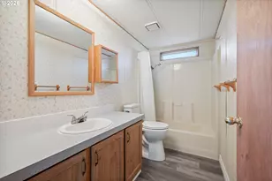 2355 Sparrow Loop, Kelso, WA 98626 - Photo 17