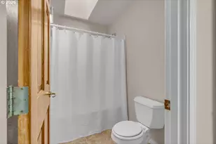 2815 Hazelnut Dr, Woodburn, OR 97071 - Photo 27