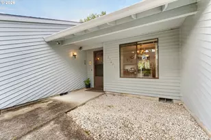 17605 SW Sumac Ln, Beaverton, OR 97007 - Photo 29