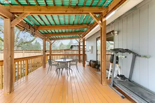 17605 SW Sumac Ln, Beaverton, OR 97007 - Photo 25