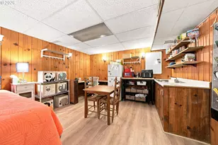 466 Laurel Dr, Roseburg, OR 97471 - Photo 25