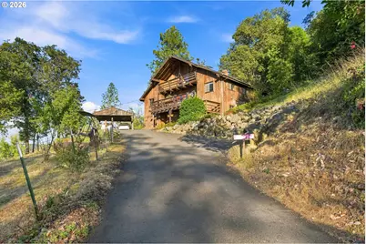 466 Laurel Dr, Roseburg, OR 97471 - Photo 3