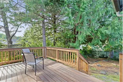 1420 SW Fairway Dr, Waldport, OR 97394 - Photo 27