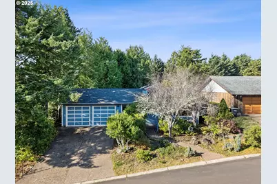 1420 SW Fairway Dr, Waldport, OR 97394 - Photo 43