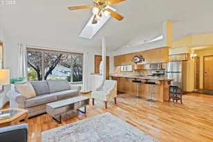 1420 SW Fairway Dr, Waldport, OR 97394 - Photo 5