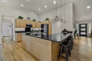 15943 Cascade Ln, La Pine, OR 97739 - Photo 9