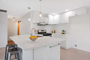 15709 NW Rondos Dr, Portland, OR 97229 - Photo 11