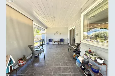 961 Helen Ln, Brookings, OR 97415 - Photo 31