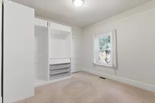 2310 SW Dolph Ct, Portland, OR 97219 - Photo 17