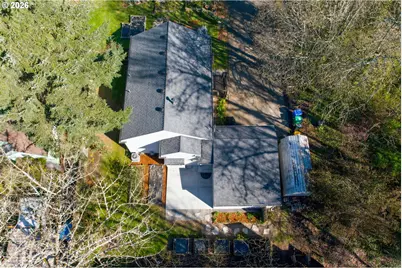 2310 SW Dolph Ct, Portland, OR 97219 - Photo 31