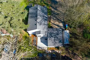 2310 SW Dolph Ct, Portland, OR 97219 - Photo 31