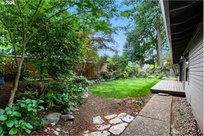 12970 SW Scout Dr, Beaverton, OR 97008 - Photo 19