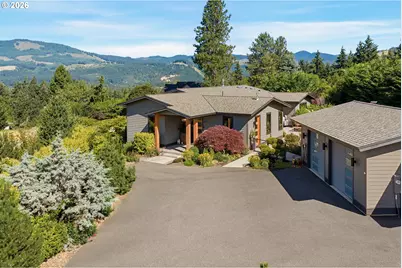 153 Palos Verdes, White Salmon, WA 98672 - Photo 1
