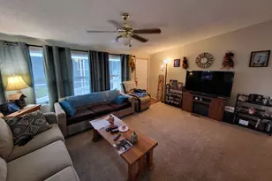 18485 SW Pacific Dr, Tualatin, OR 97062 - Photo 11