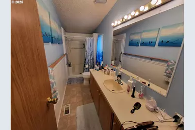 18485 SW Pacific Dr #85, Tualatin, OR 97062 - Photo 15