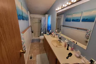 18485 SW Pacific Dr, Tualatin, OR 97062 - Photo 15