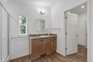 1920 Grade St, Kelso, WA 98626 - Photo 23