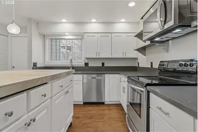 4 Touchstone #120, Lake Oswego, OR 97035 - Photo 13