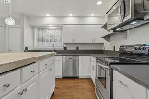 4 Touchstone, Lake Oswego, OR 97035 - Photo 13