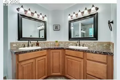 3972 Calaroga Dr, West Linn, OR 97068 - Photo 15